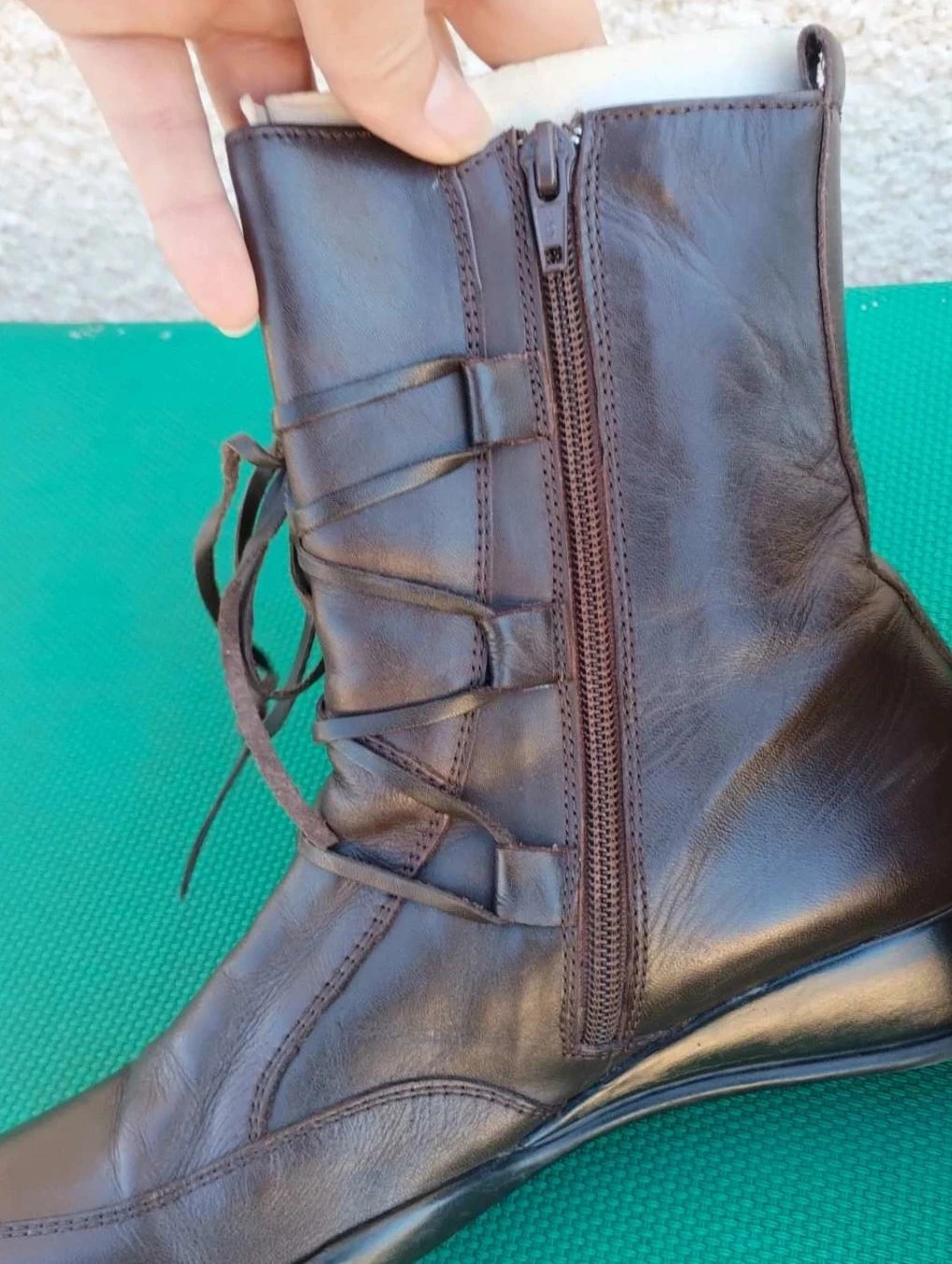 Women's brown ankle boots, zipper, size 38 – photo 4